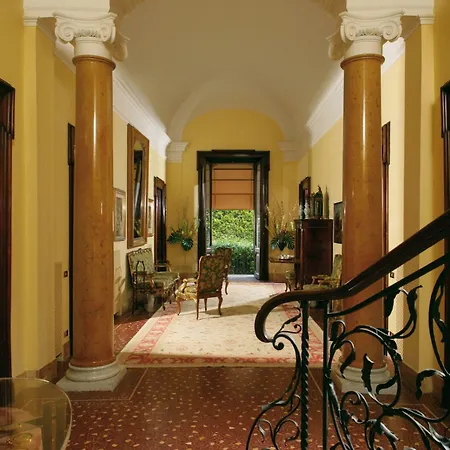 Spalletti Trivelli - Small Luxury Of The World Casa de hóspedes 4*