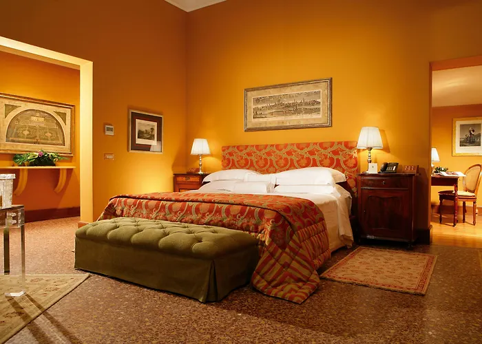 Maison d'hôtes Spalletti Trivelli - Small Luxury Of The World 4*