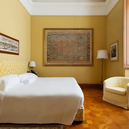Spalletti Trivelli - Small Luxury Of The Word 5*