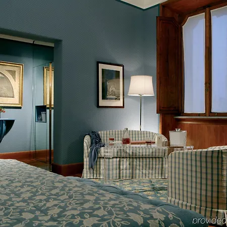 Spalletti Trivelli - Small Luxury Of The Word 5*